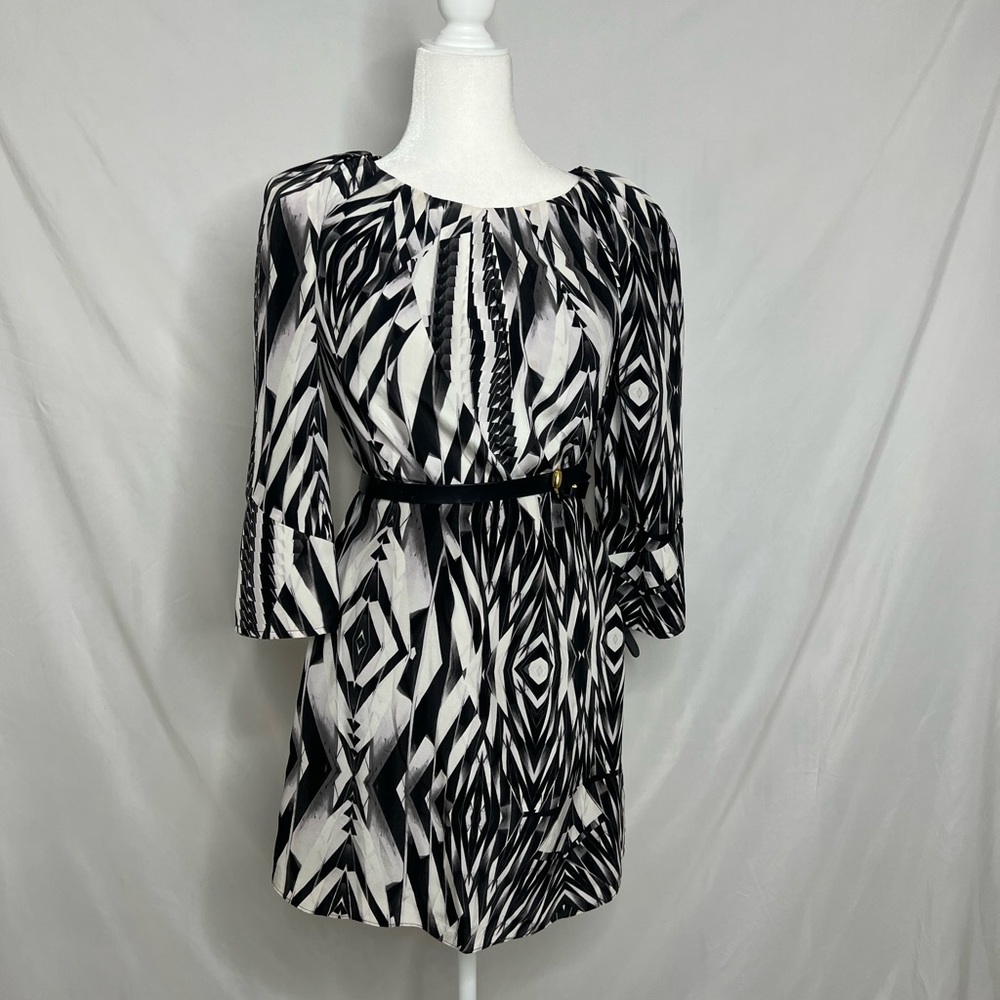 Ted Bake tunic dress black and white size 2 equal to 6 in US.